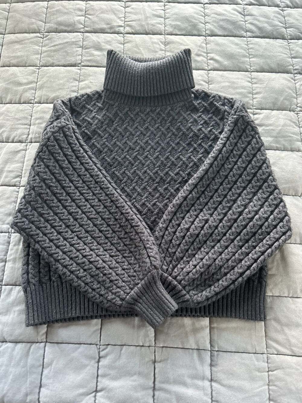 Tahari Dark Gray Cable Knit Turtleneck Balloon Sleeve Sweater